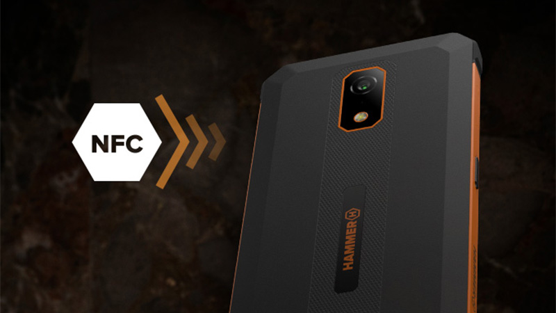 telefon hammer z NFC