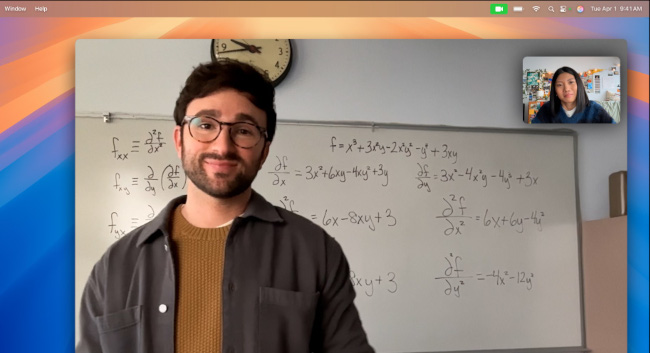 Kamera FaceTime z funkcją Centrum uwagi — automatyczne śledzenie kadru