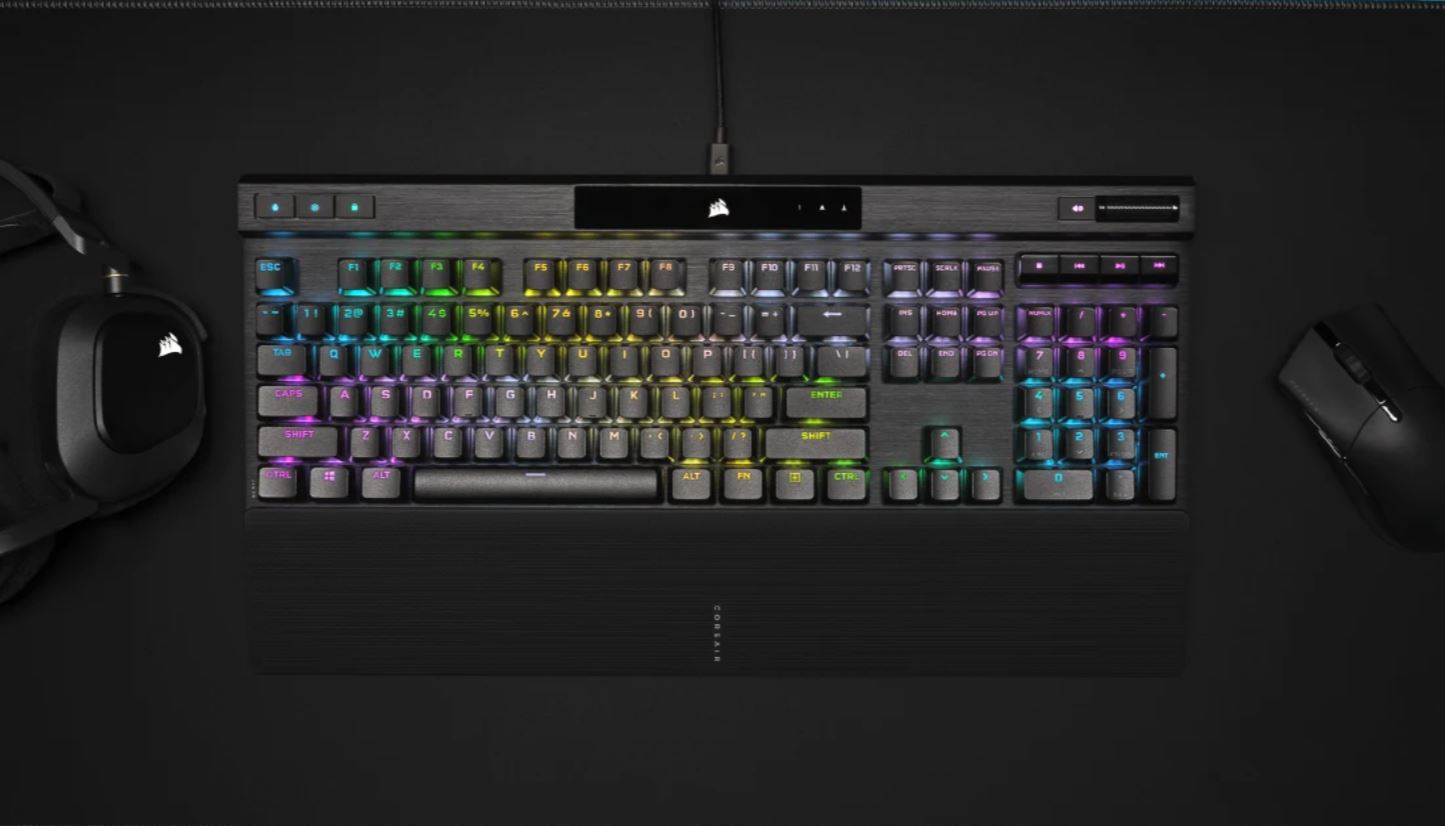 Corsair K70 pro