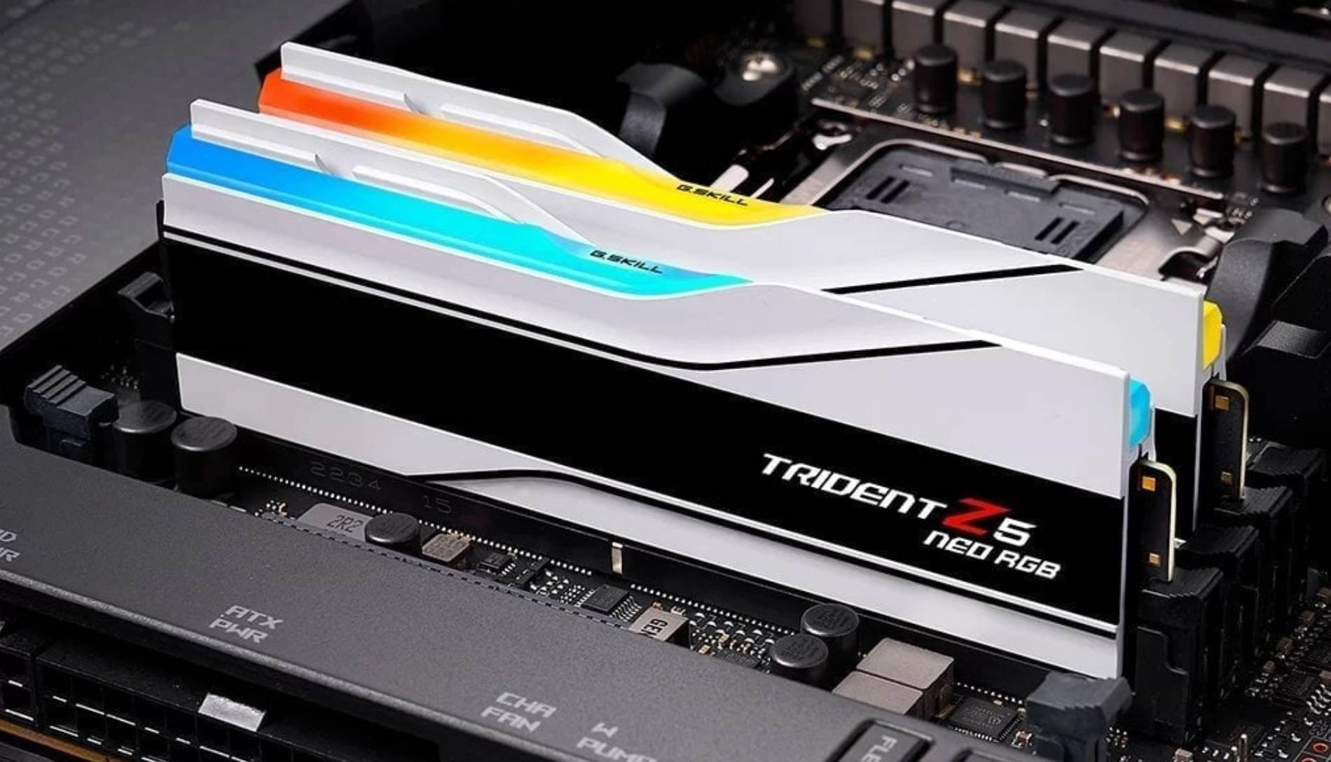 Szybka pamięć RAM RGB DDR5