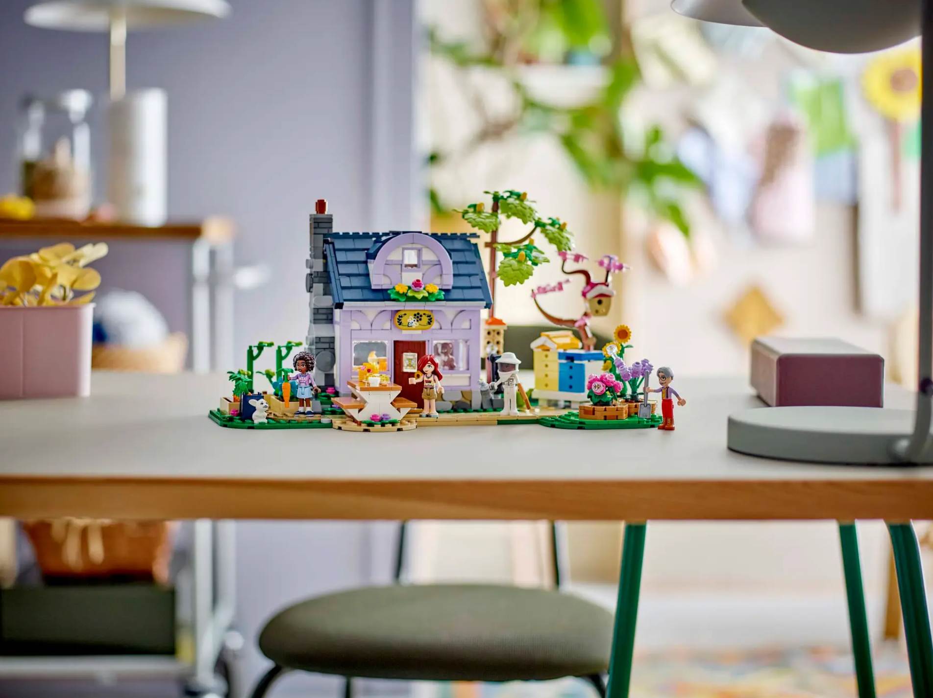 Twórz historie z LEGO Friends