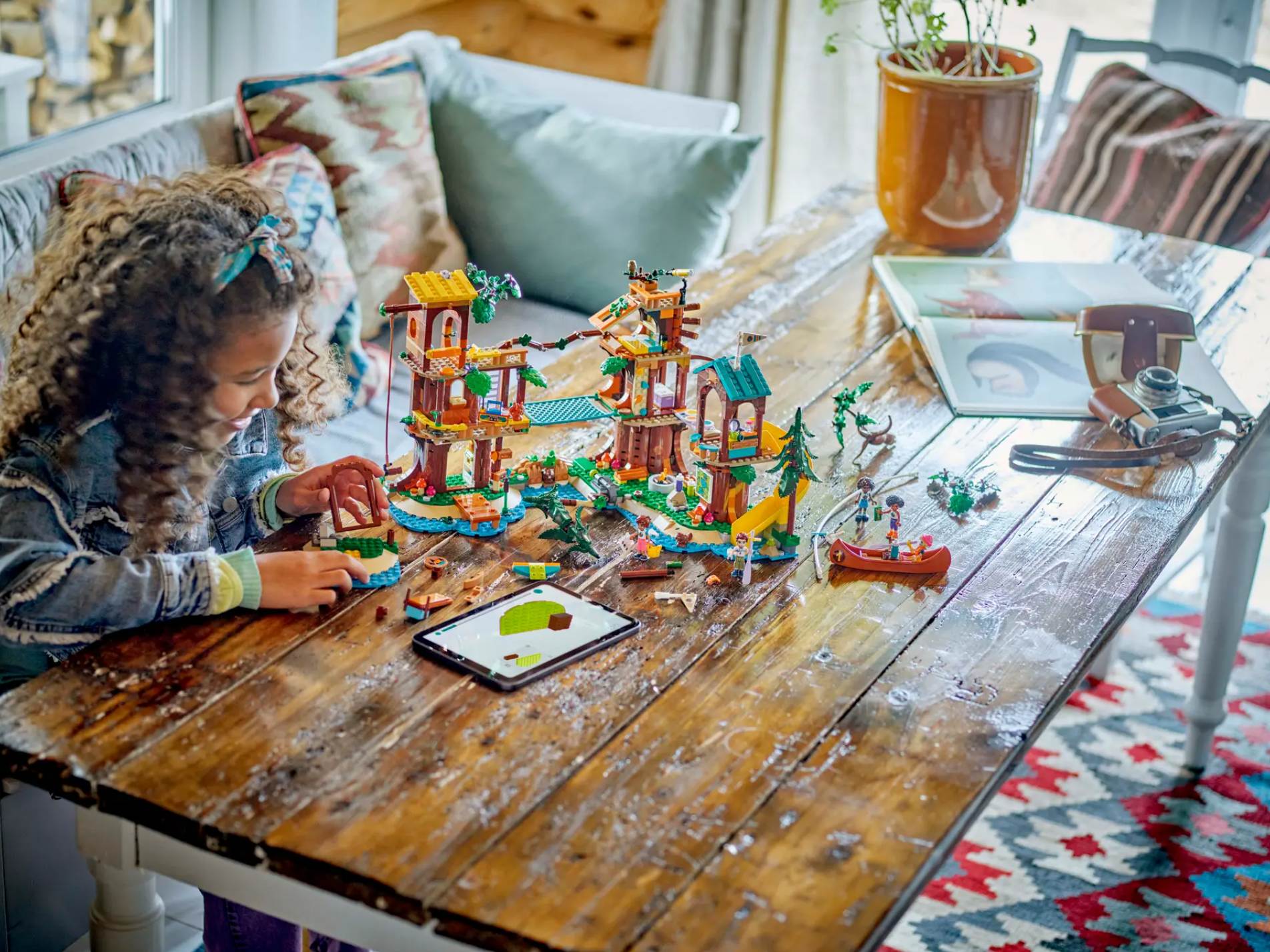 Twórz historie z LEGO Friends