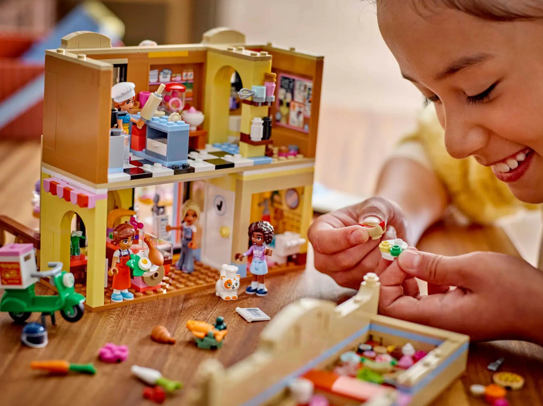 Twórz historie z LEGO Friends