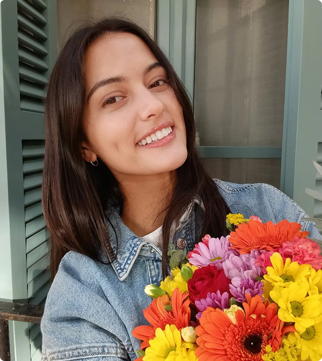 Przykładowy portret z retuszem AI na OPPO A5 Pro 5G