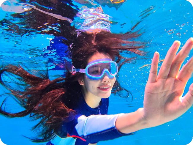 OPPO Reno 13 FS 5G — zdjęcia i wideo w środowisku wodnym dzięki wysokiej wodoodporności