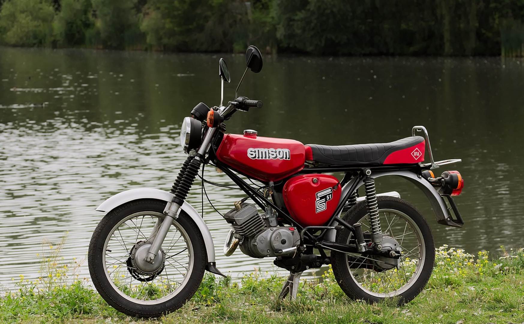 Simson czerwony