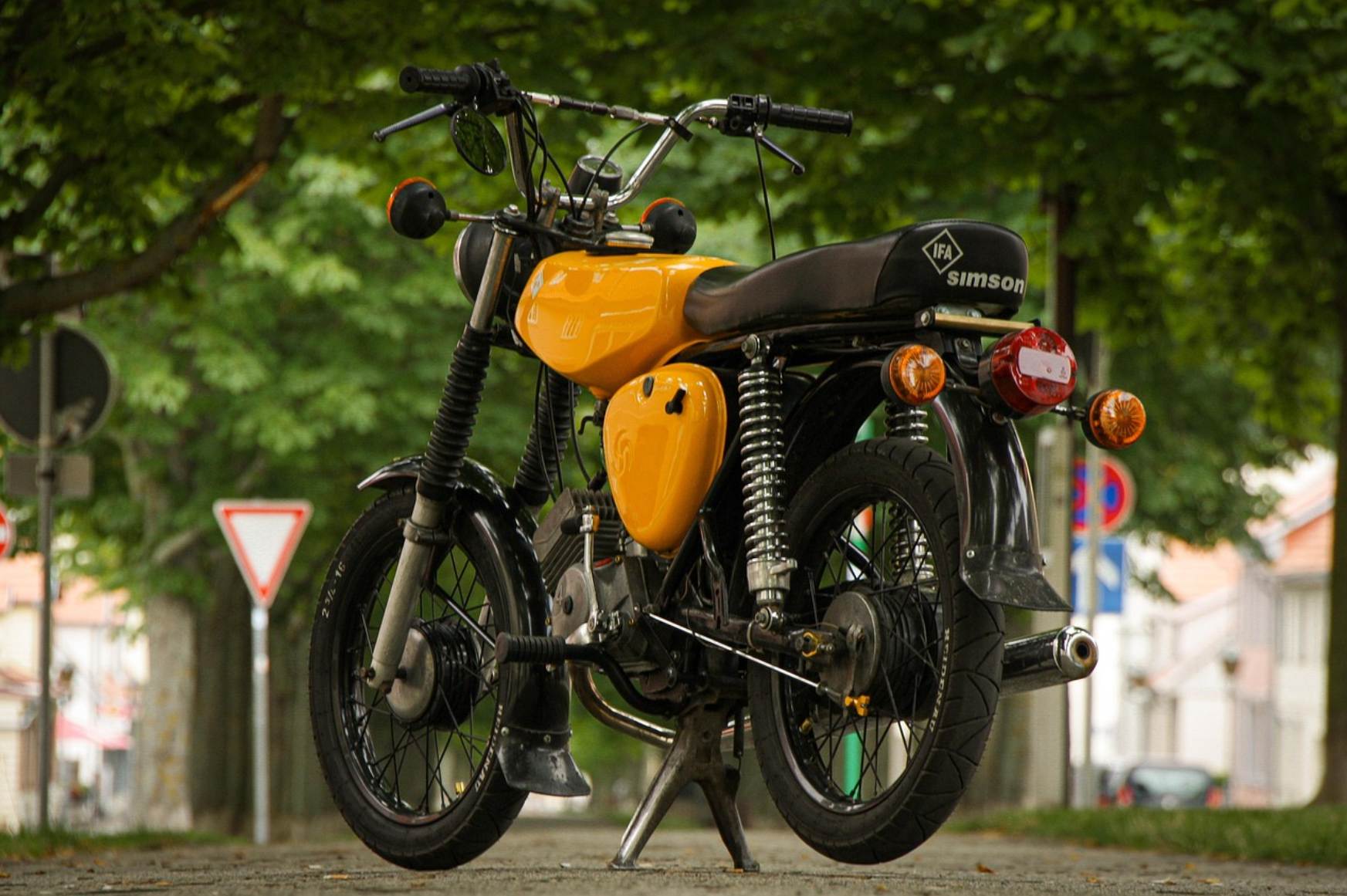 Motorower