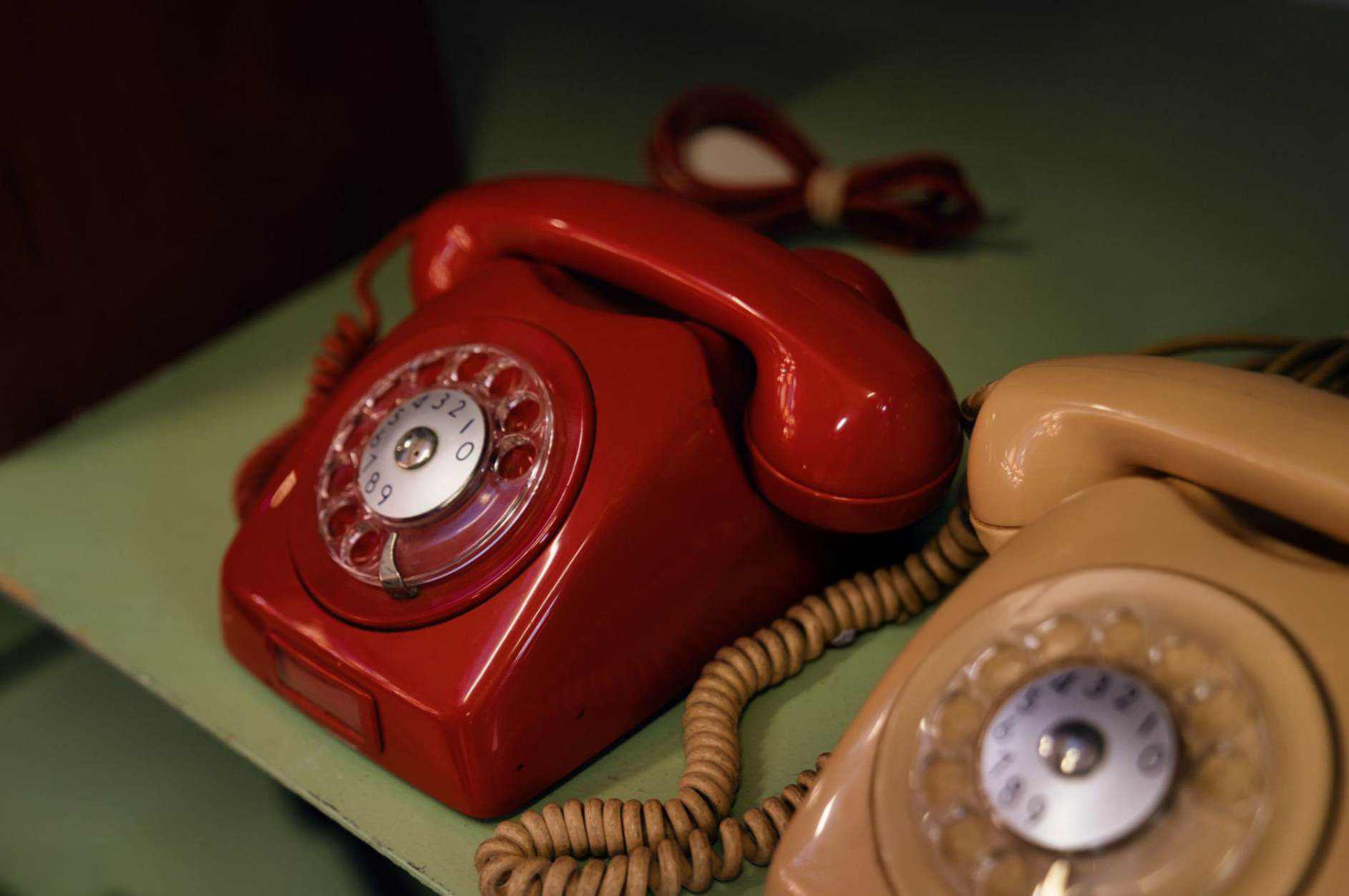 Telefon stacjonarny z tarczą