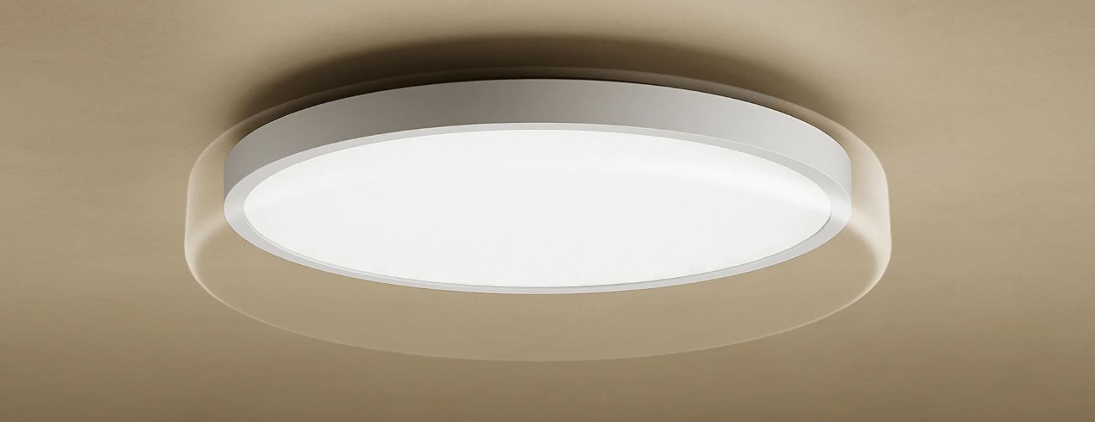 elegancka lampa sufitowa